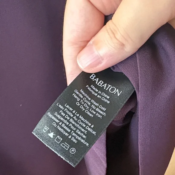 Aritzia Babaton Inscribe top, Deep Purple V-Neck Sleeveless Blouse - Picture 8 of 8